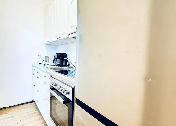 Budget Friendly Private With Garden *